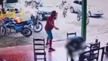 Homem é preso por matar mototaxista em bar no Ceará; vídeo