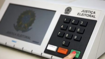 Quaest no Ceará: Cid Gomes e Capitão Wagner aparecem à frente na disputa pelo Senado