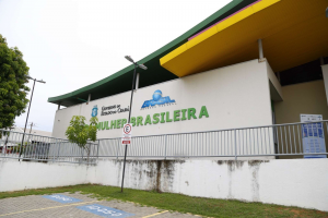 Pai é preso em flagrante após agredir a própria filha de 18 anos em Fortaleza