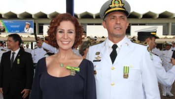 Marido de Carla Zambelli pede exoneração de cargo de secretário de segurança em Caucaia, na Grande Fortaleza